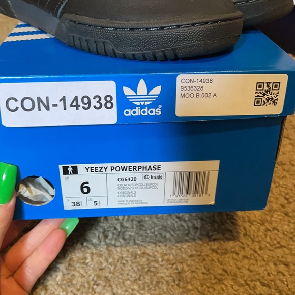 Yeezy power phase - Picture 4 of 5